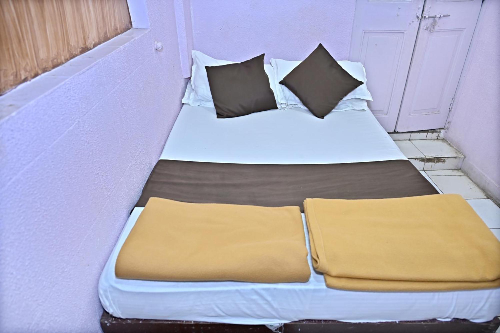 Gariib Nawaz Guest House — Photos 1